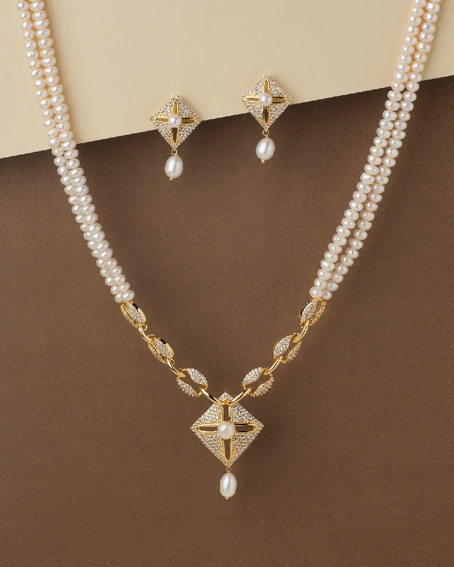 Beautiful Pearl & Stone Stud Necklace Set