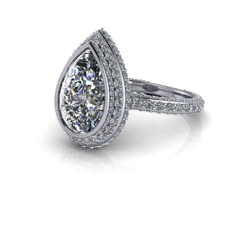 Kinsley No. 1 Moissanite Ring