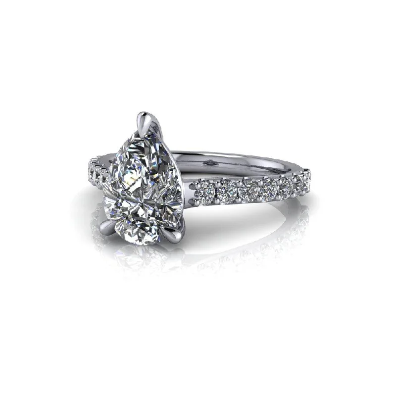 Donna No. 1 Moissanite Ring